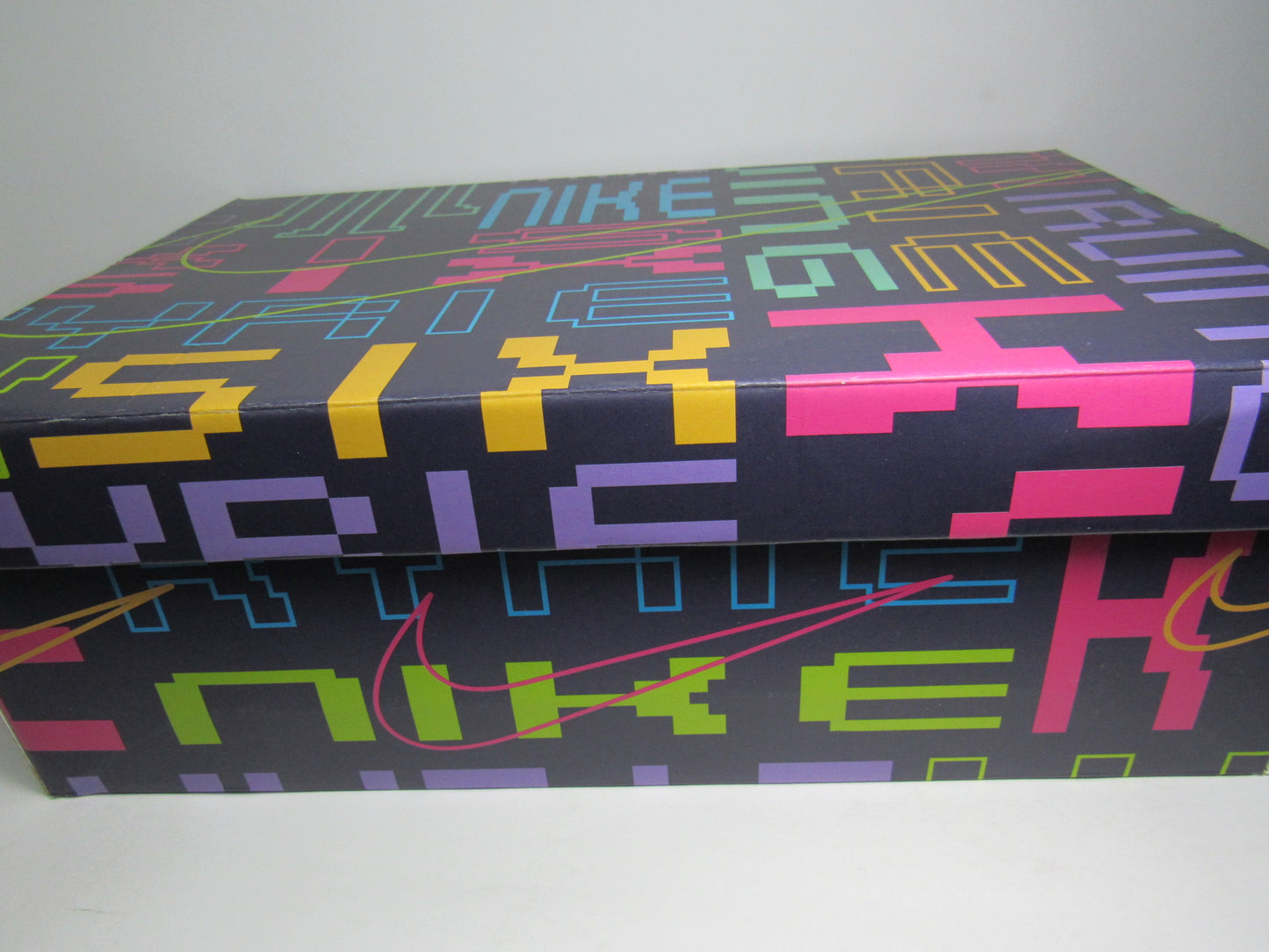 KYRIE IRVING 6 "NAVY" EN CAJA