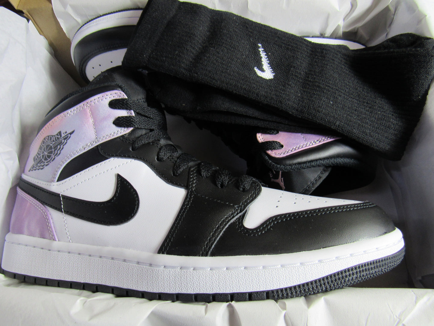 JORDAN 1 MID SE "ZEN MASTER" TIE DYE EN CAJA