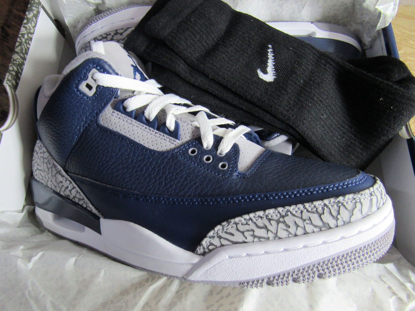 JORDAN 3 GEORGETOWN EN CAJA