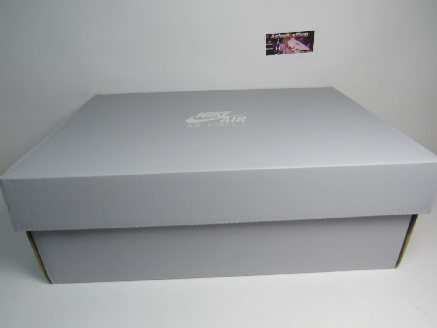 NIKE AIR FORCE ONE LOW WHITE WOMENS EN CAJA