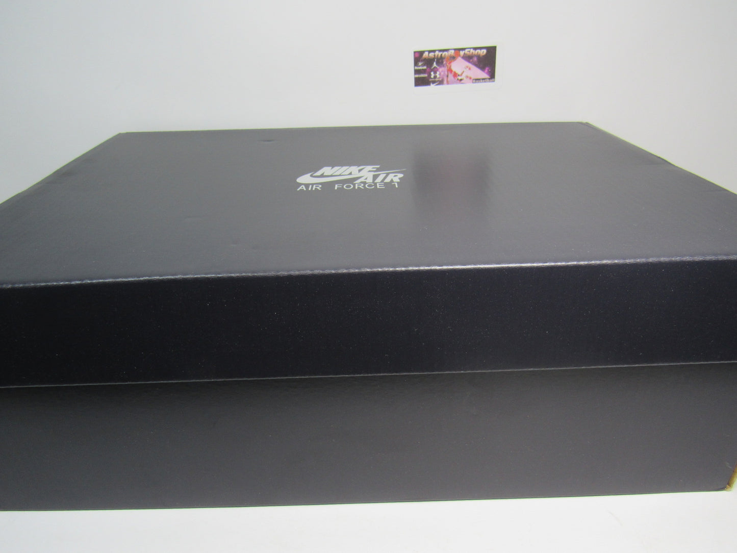 NIKE AIR FORCE ONE ROSWELL RAYGUNS LIMITED EN CAJA