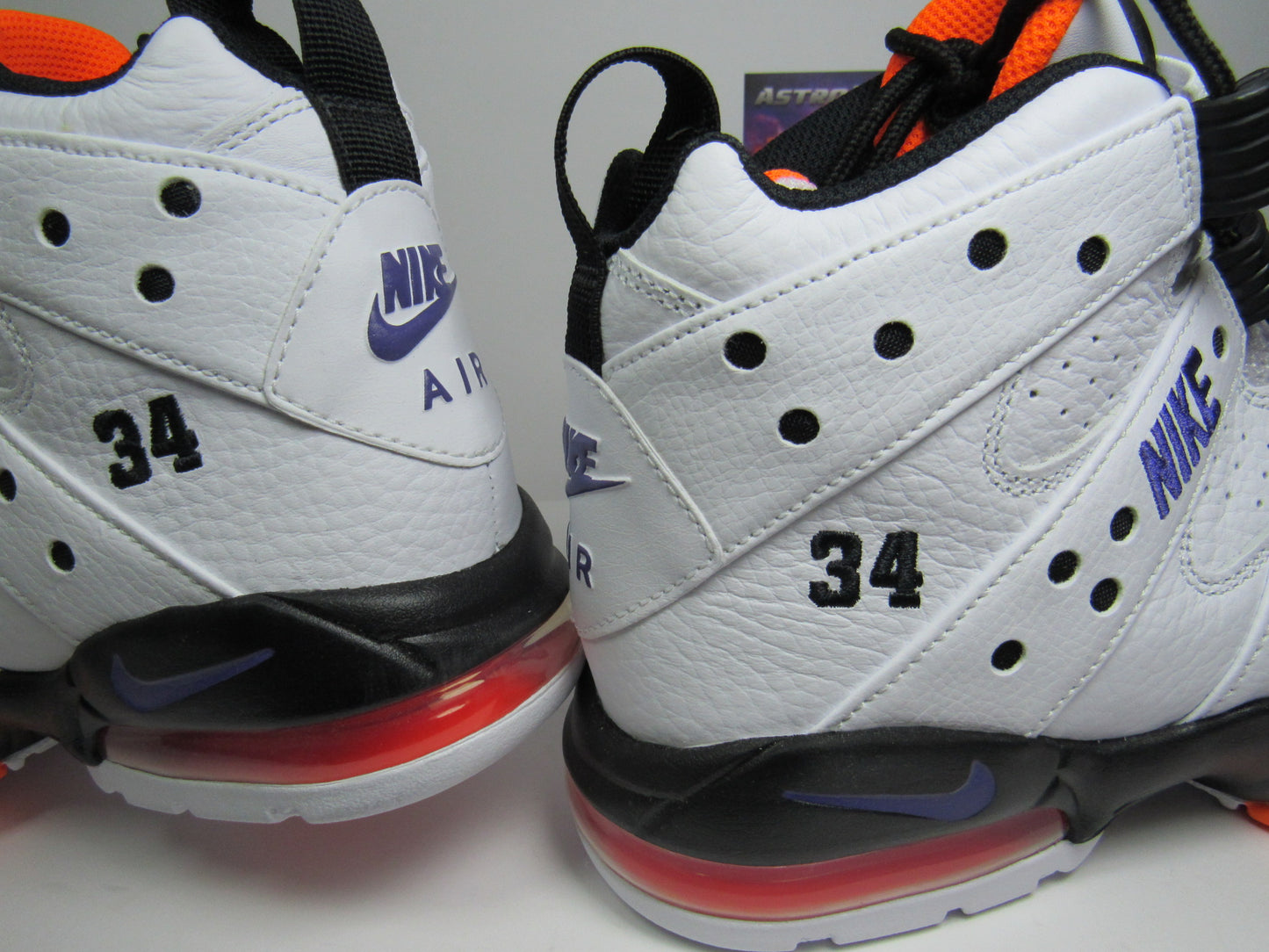 NIKE CHARLES BARKLEY CB94 SUNS EN CAJA