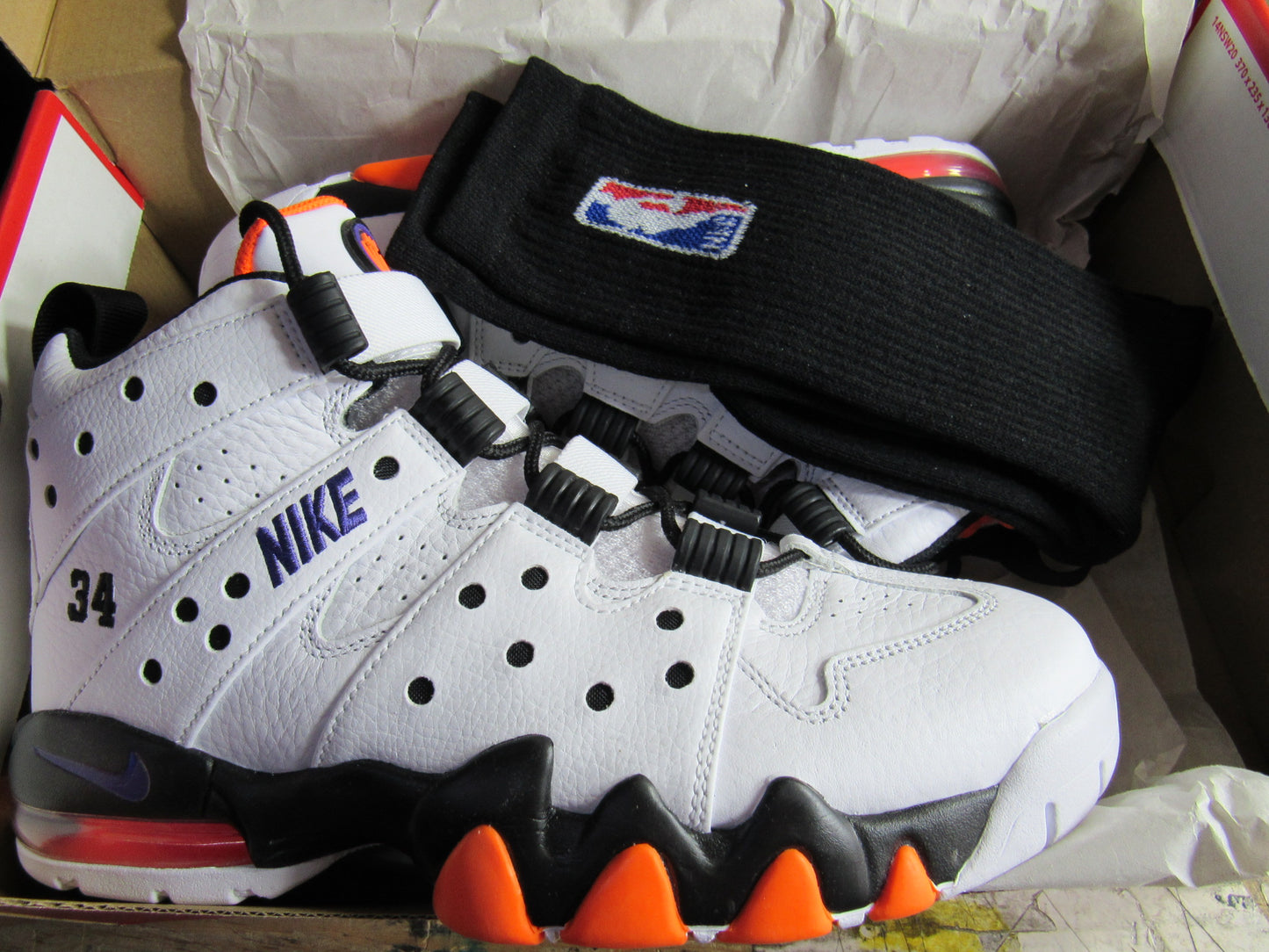 NIKE CHARLES BARKLEY CB94 SUNS EN CAJA