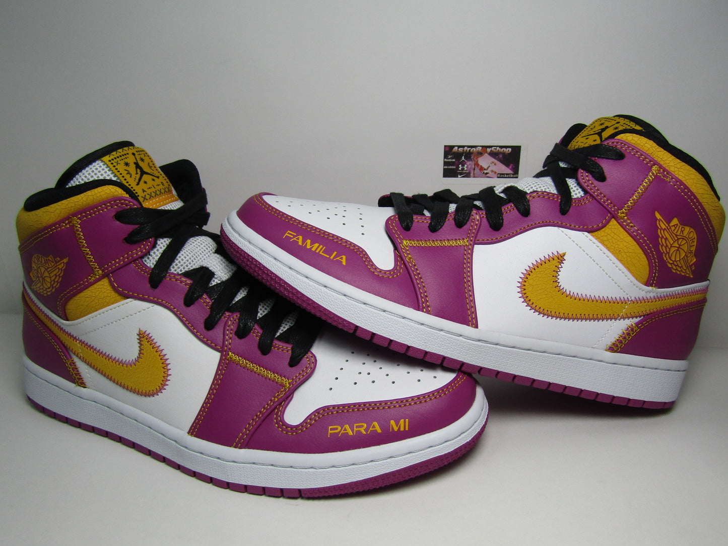 JORDAN 1 MID "DIA DE LOS MUERTOS" EN CAJA