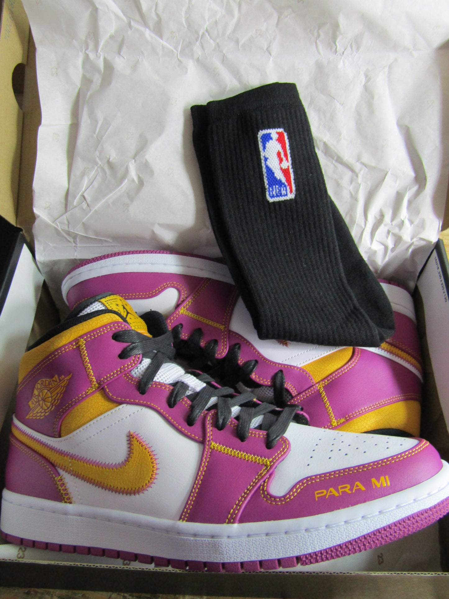 JORDAN 1 MID "DIA DE LOS MUERTOS" EN CAJA