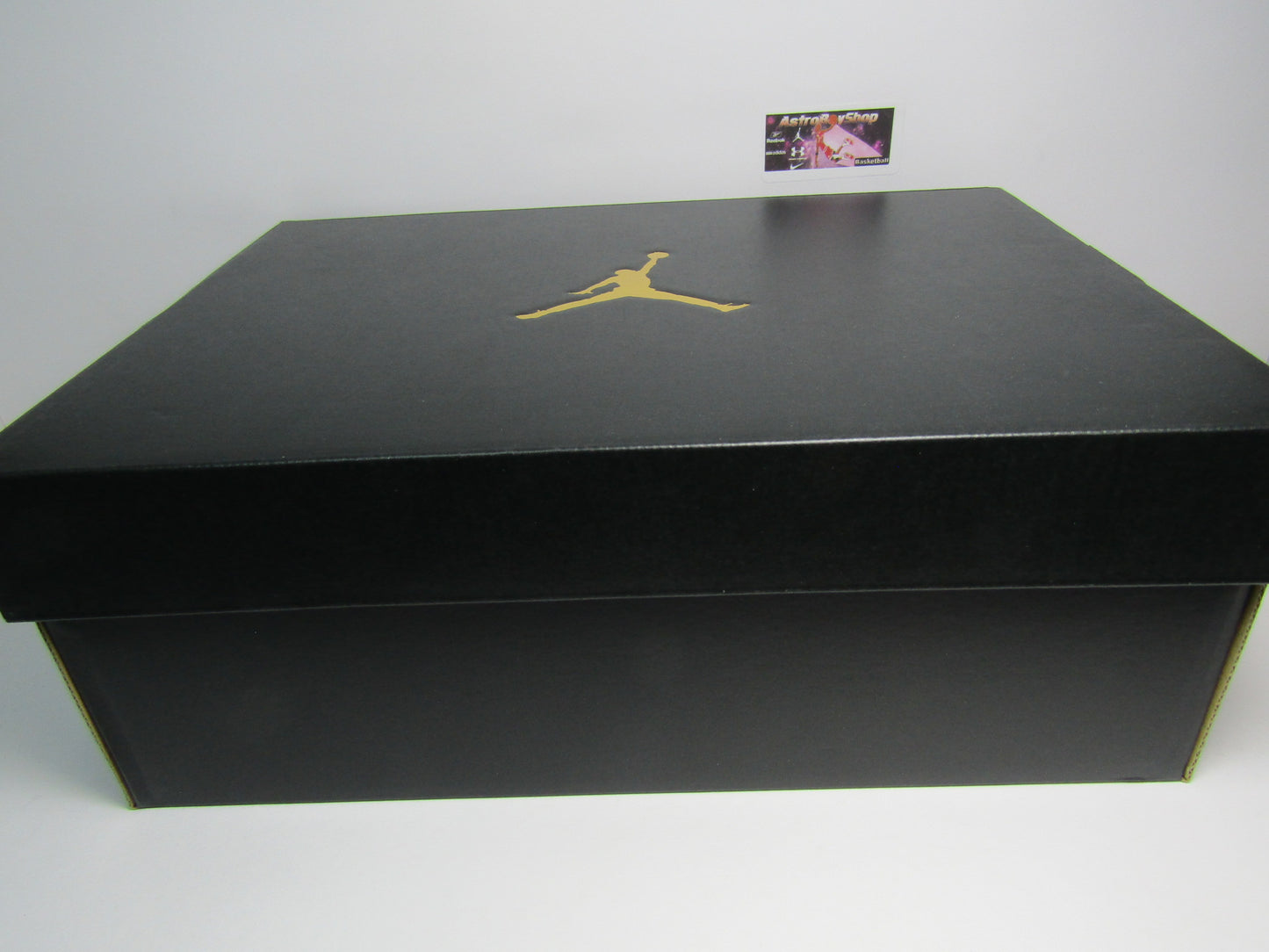 JORDAN 1 LOW TRIPLE WHITE EN CAJA oferta