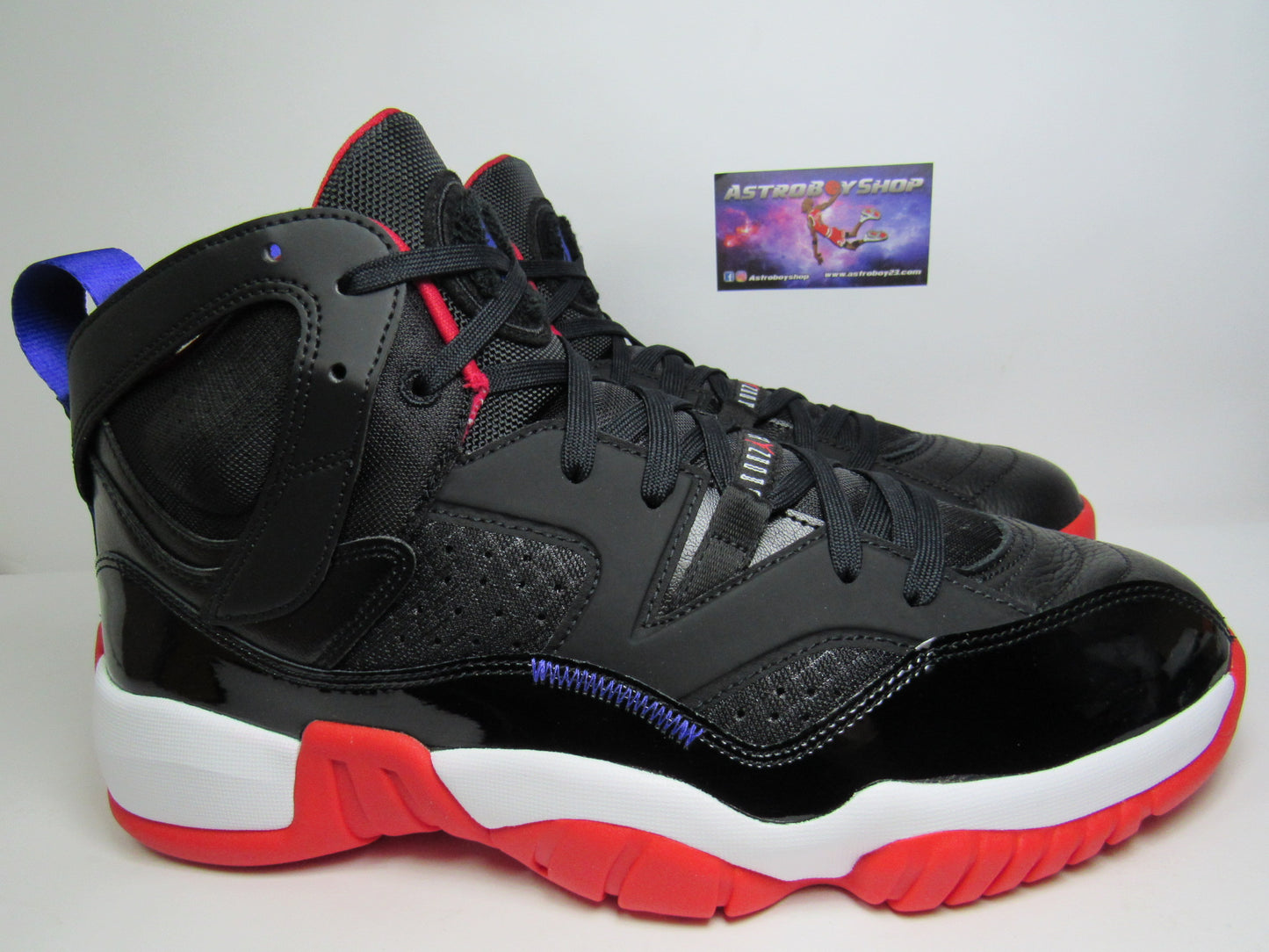 JORDAN TWO TREY BRED RAPTORS EN CAJA