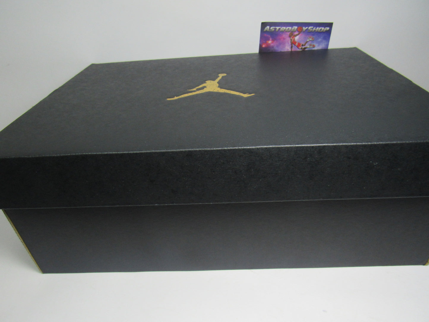 JORDAN 1 MID BRED TOE EN CAJA
