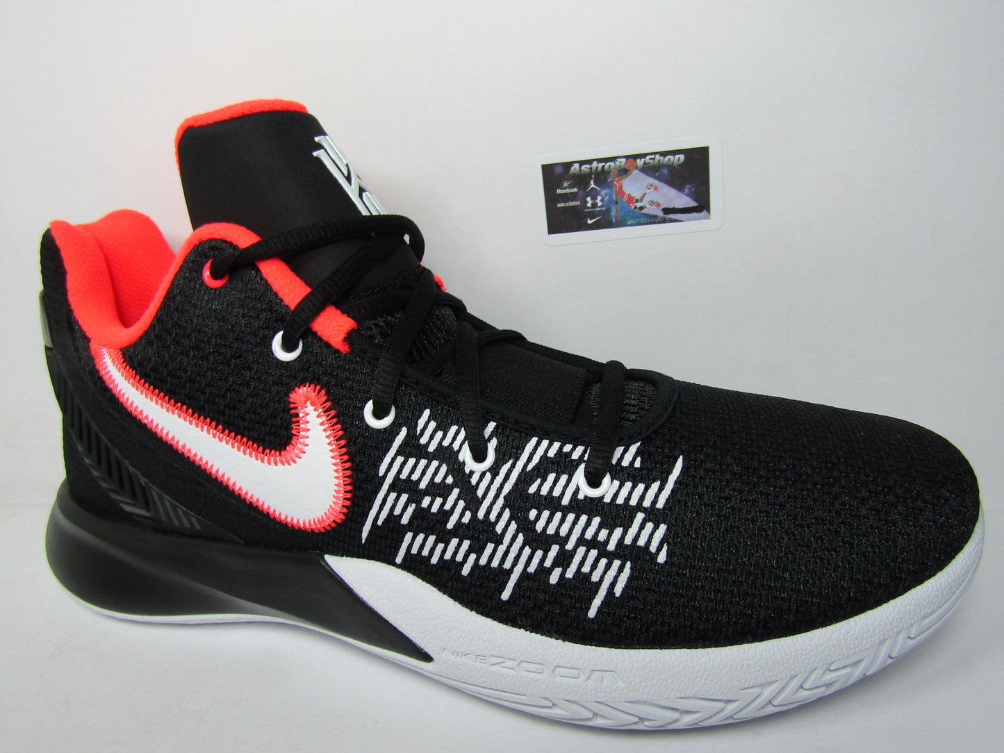 KYRIE IRVING FLYTRAP 2 BRED EDITION