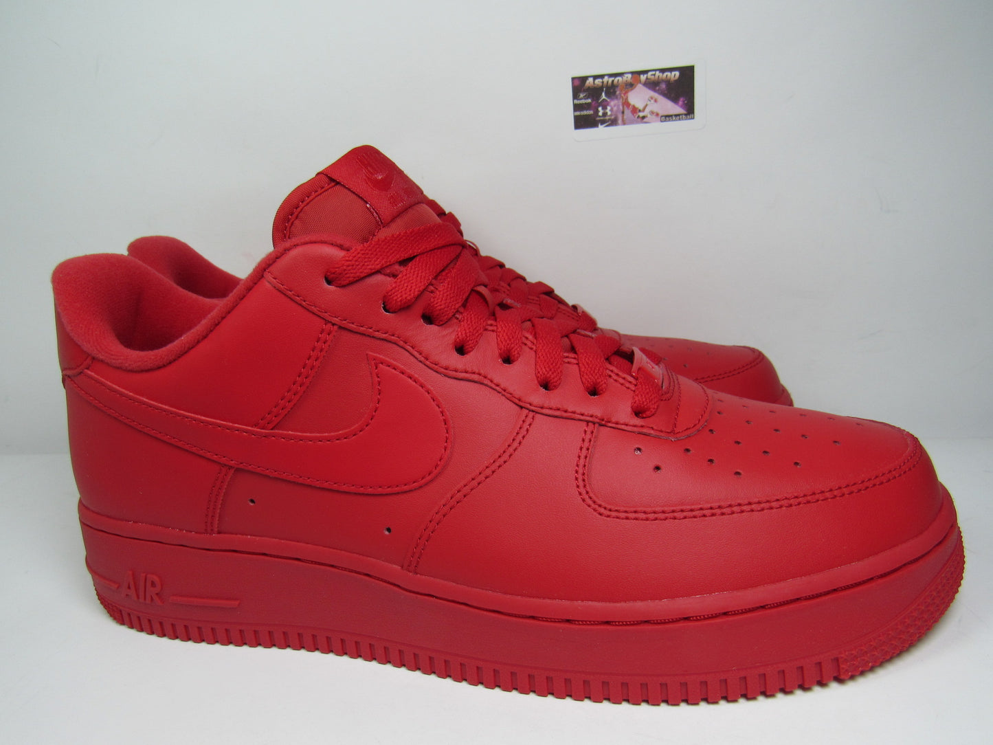 NIKE AIR FORCE ONE TRIPLE RED EDITION