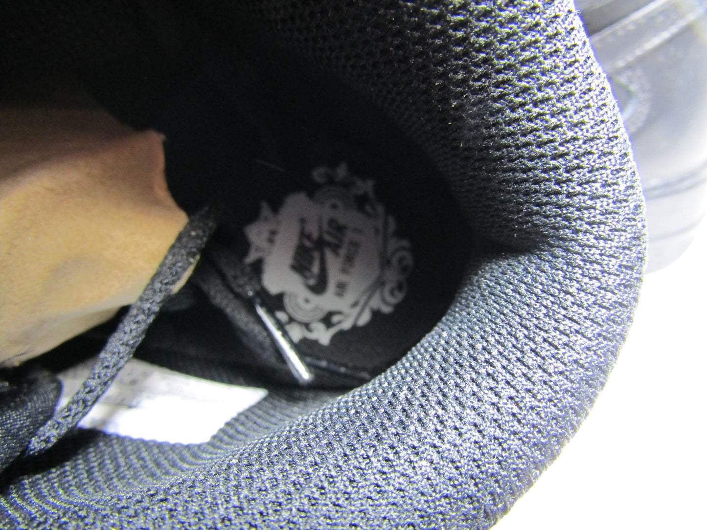 NIKE AIR FORCE 1 MID BLACK EN CAJA