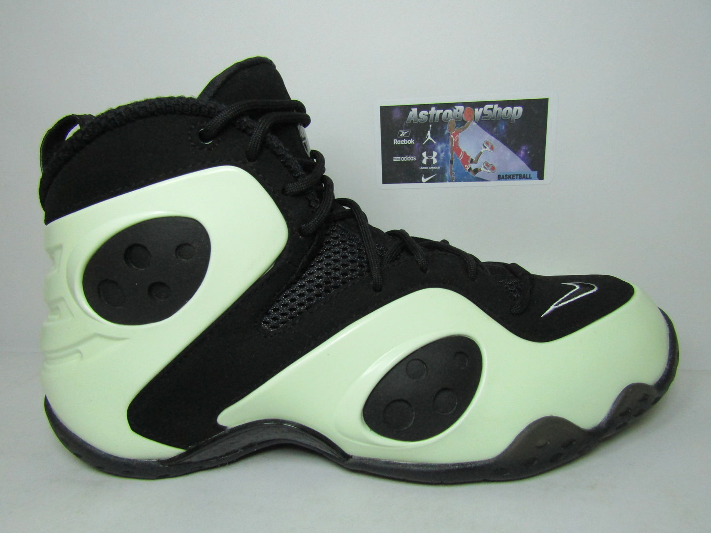 NIKE PENNY ROOKIE "GLOW IN THE DARK" EN CAJA