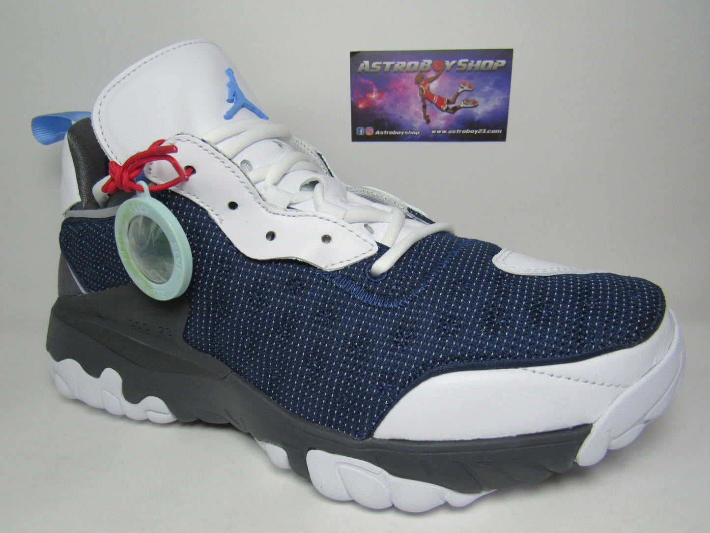 JORDAN DELTA 2 X CLOT "GREY FLINT"CON LLAVERO HOLOGRAMA