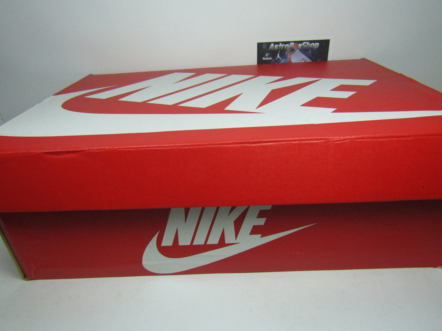 NIKE PENNY ROOKIE "GLOW IN THE DARK" EN CAJA