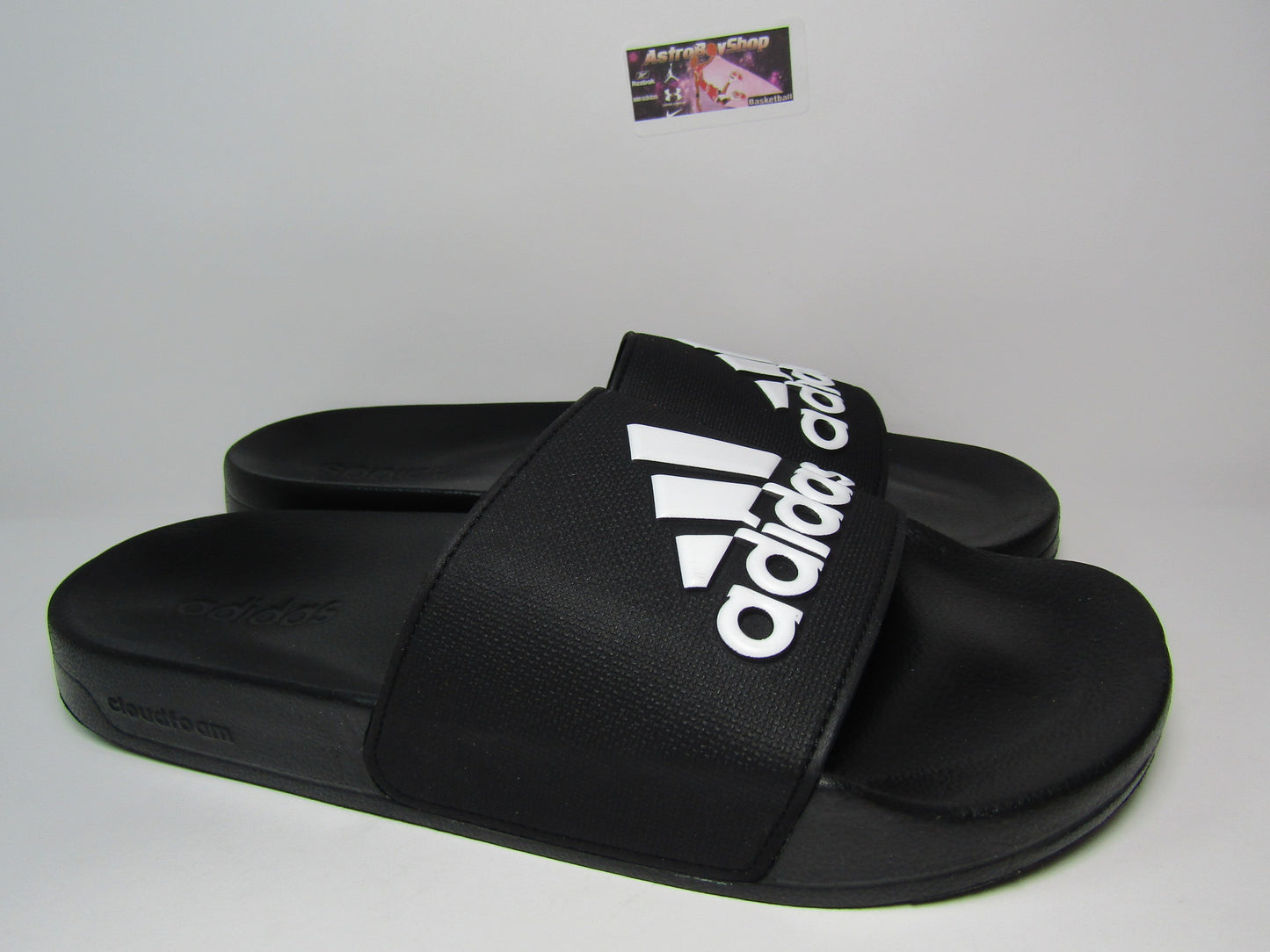 SANDALIAS ADIDAS ADILETTE SHOWER BLACK CLOUDFOAM EN CAJA