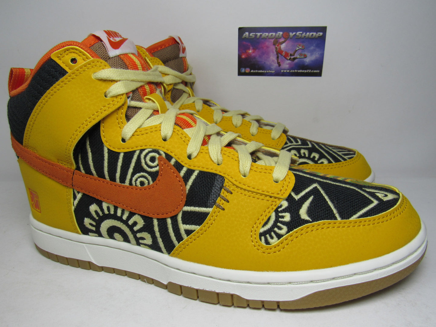 NIKE DUNK HIGH "SOMOS FAMILIA" EN CAJA