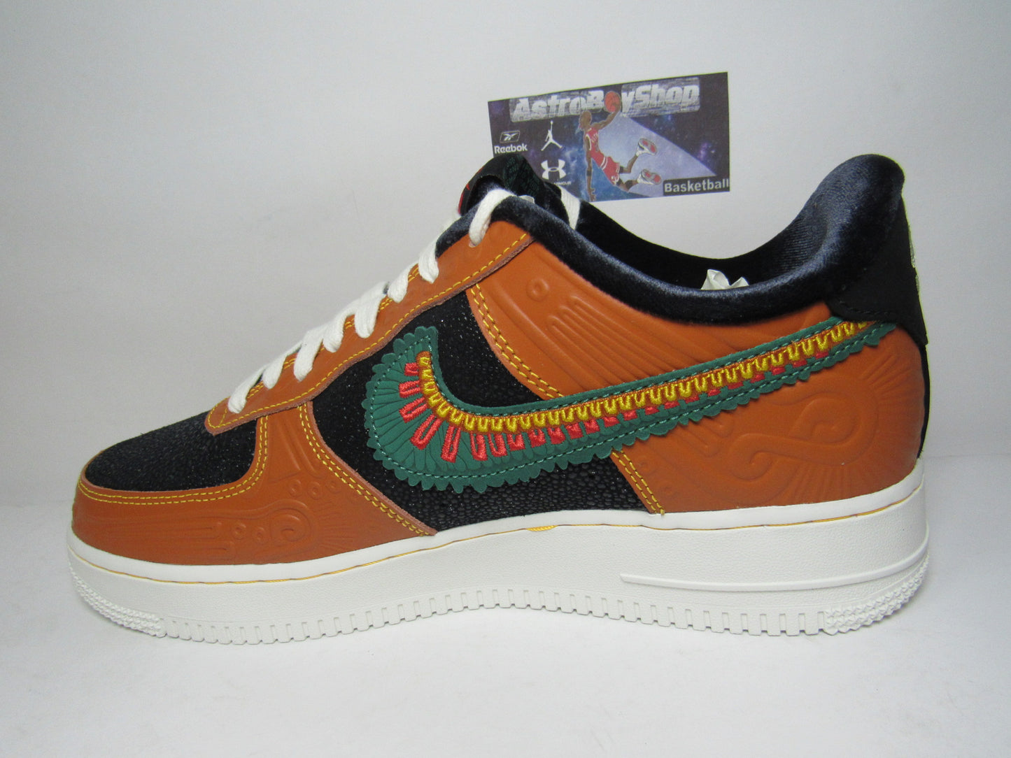 NIKE AIR FORCE ONE "SIEMPRE FAMILIA" DIA DE MUERTOS 2021 EN CAJA