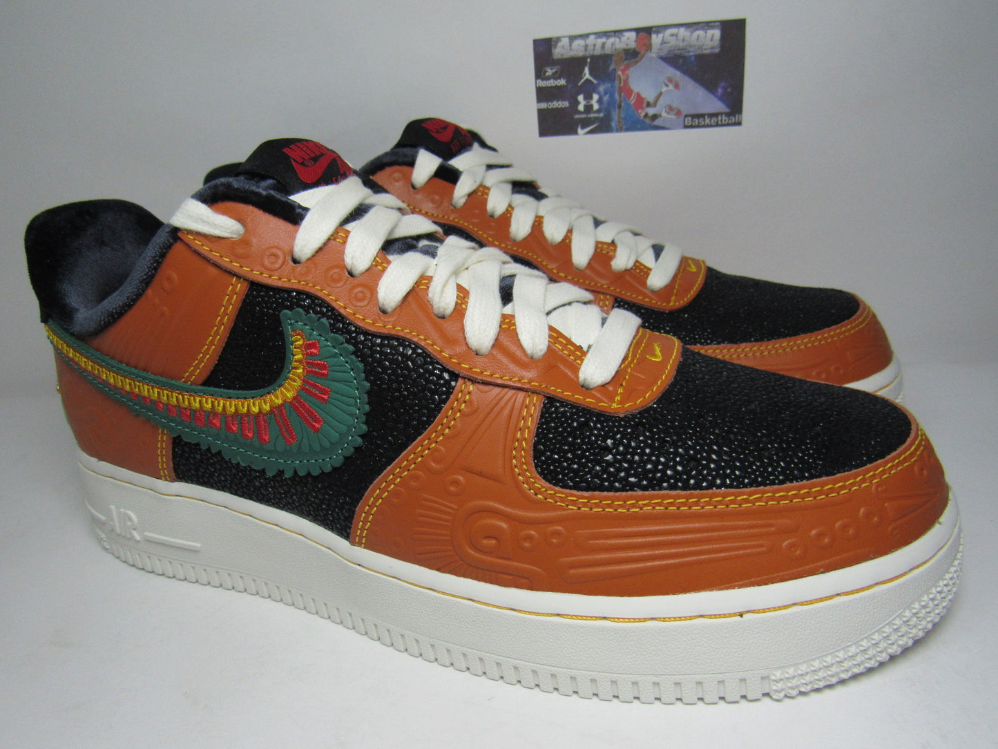 NIKE AIR FORCE ONE "SIEMPRE FAMILIA" DIA DE MUERTOS 2021 EN CAJA