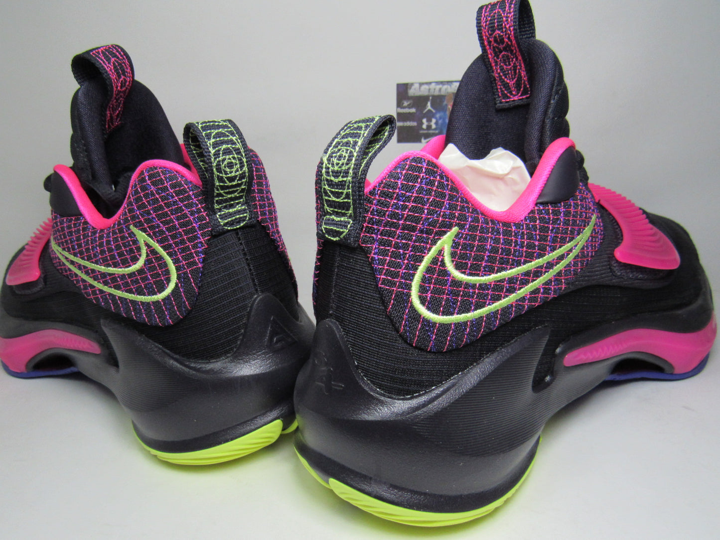 NIKE GIANNIS FREAK 3 PINK PURPLE EDITION EN CAJA
