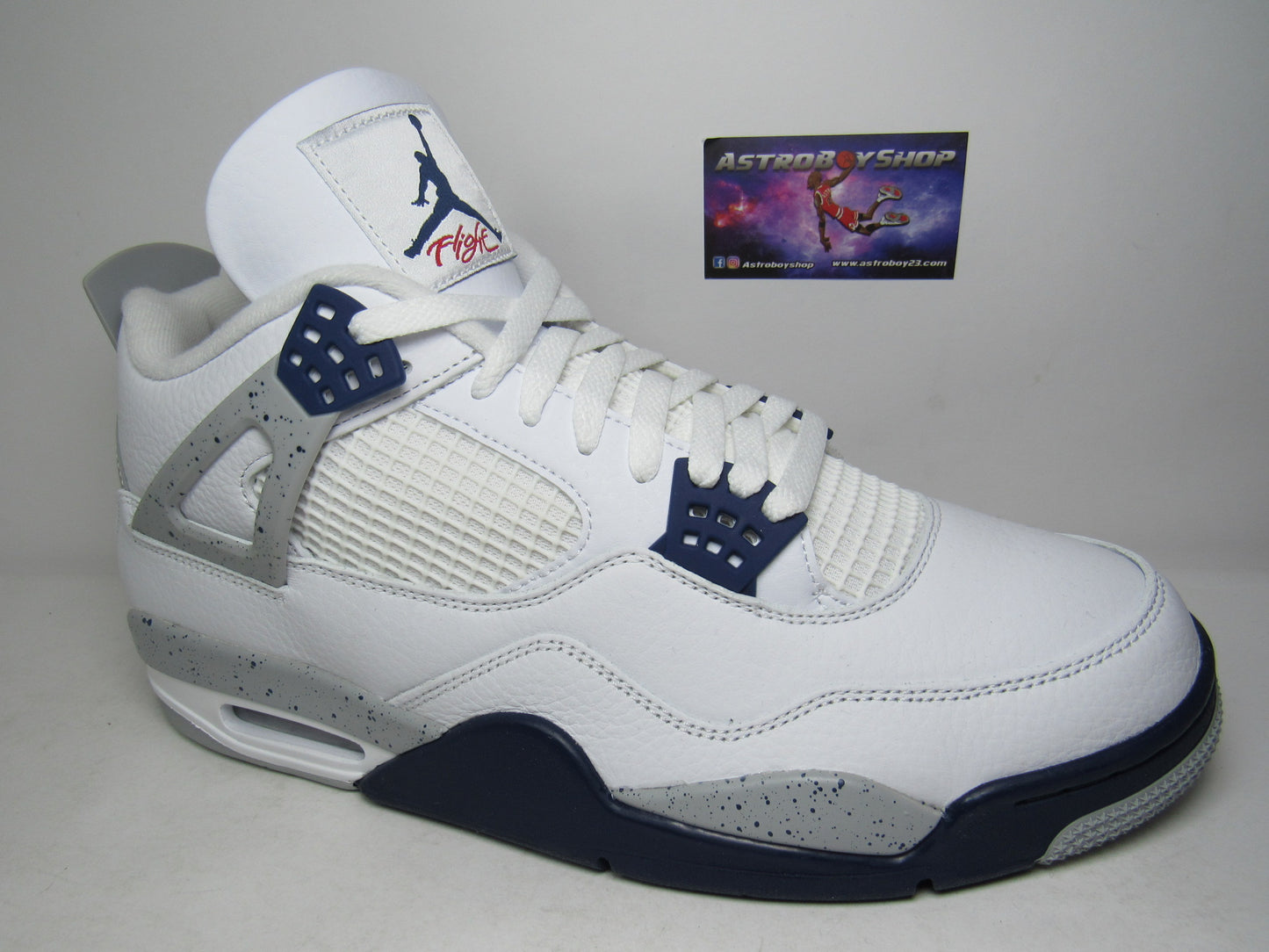 JORDAN 4 MIDNIGHT NAVY EN CAJA