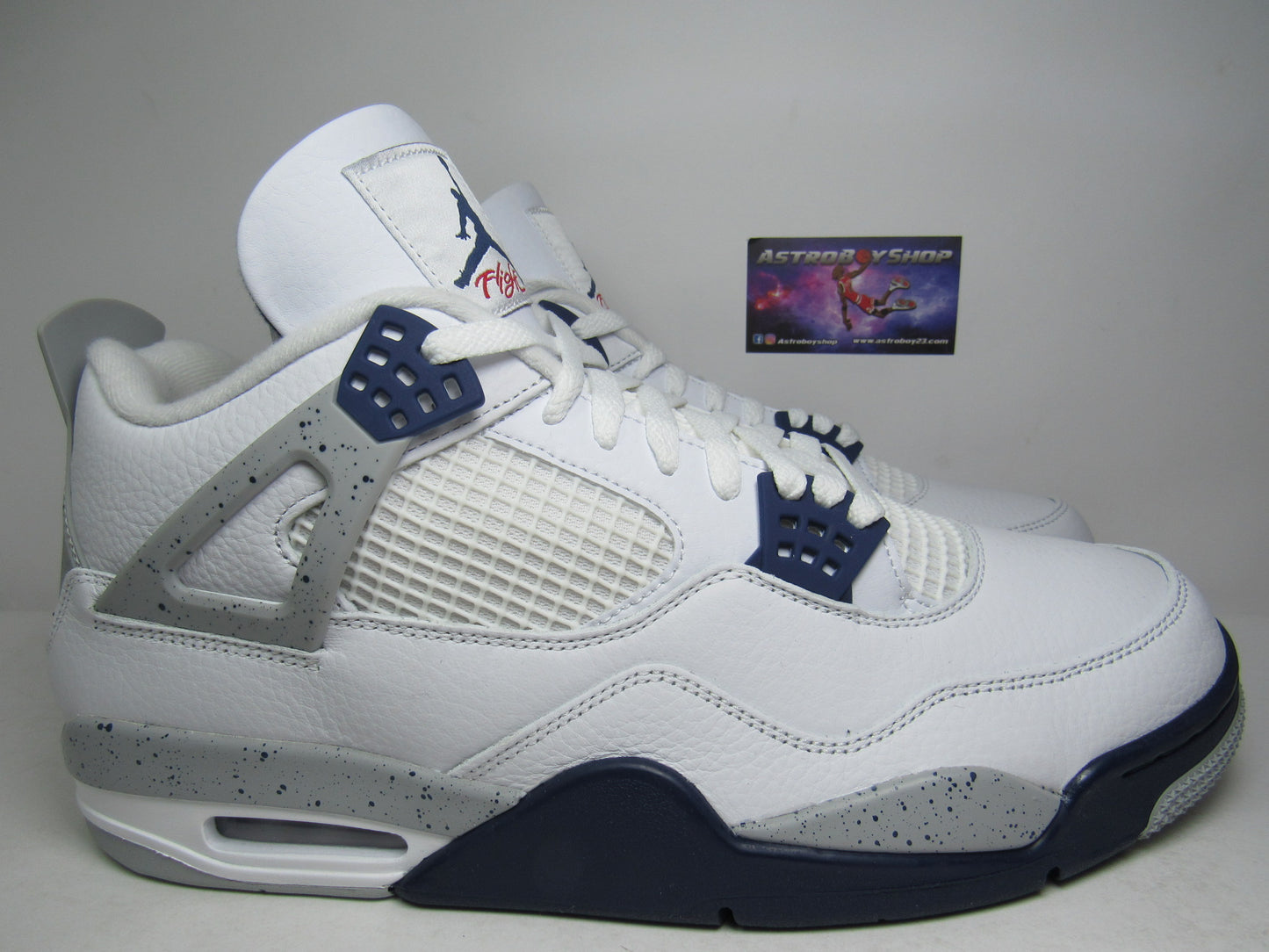 JORDAN 4 MIDNIGHT NAVY EN CAJA