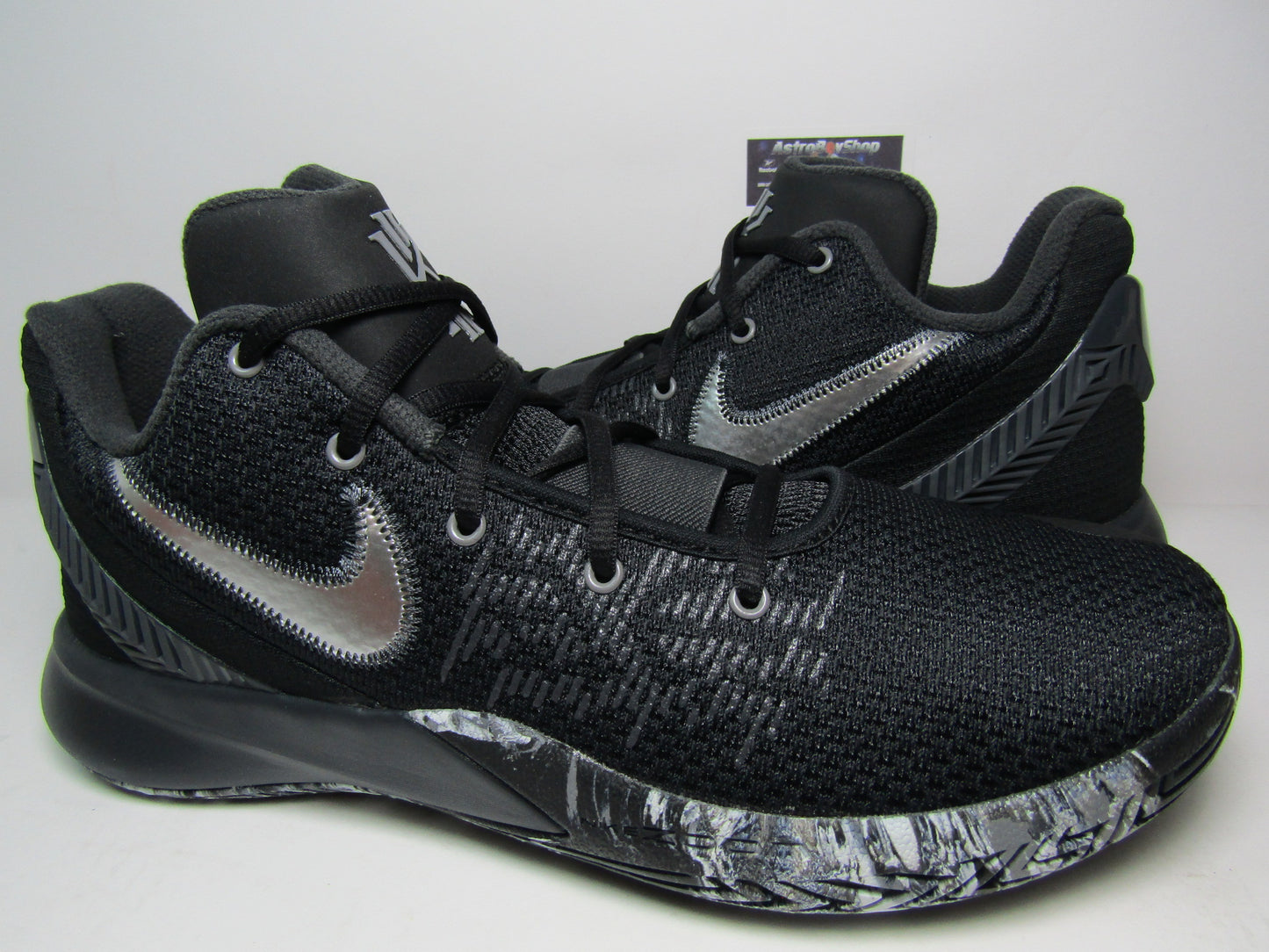 KYRIE IRVING FLYTRAP 2 BLACK SILVER EDITION
