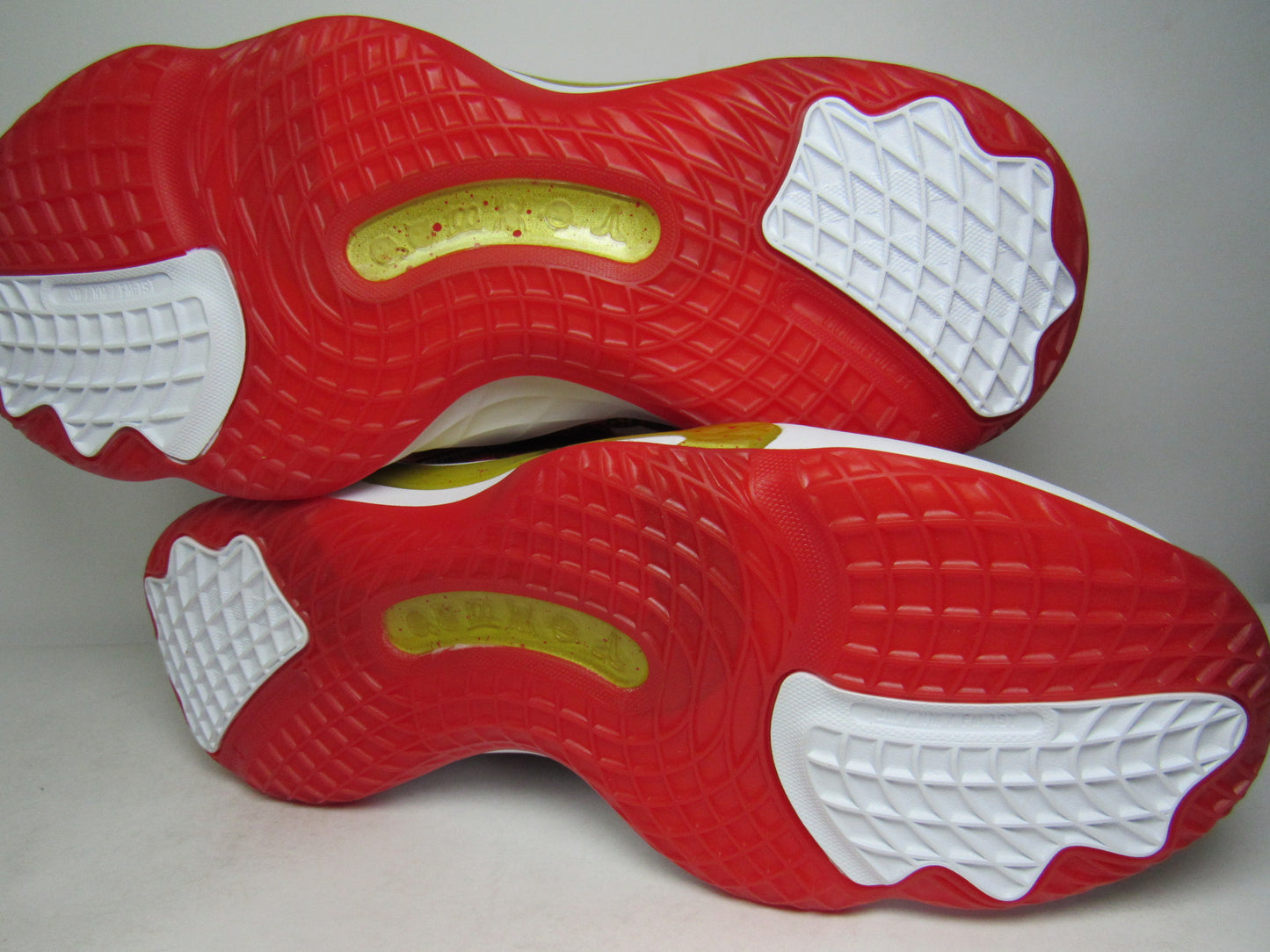 ADIDAS DONT ISSUE 3 "CHRISTMAST" EN CAJA