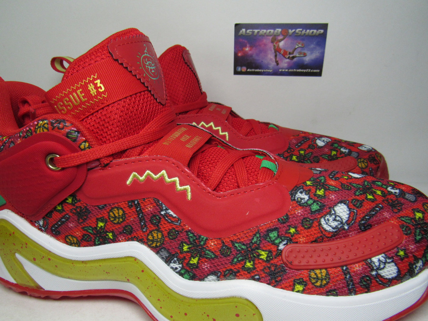 ADIDAS DONT ISSUE 3 "CHRISTMAST" EN CAJA