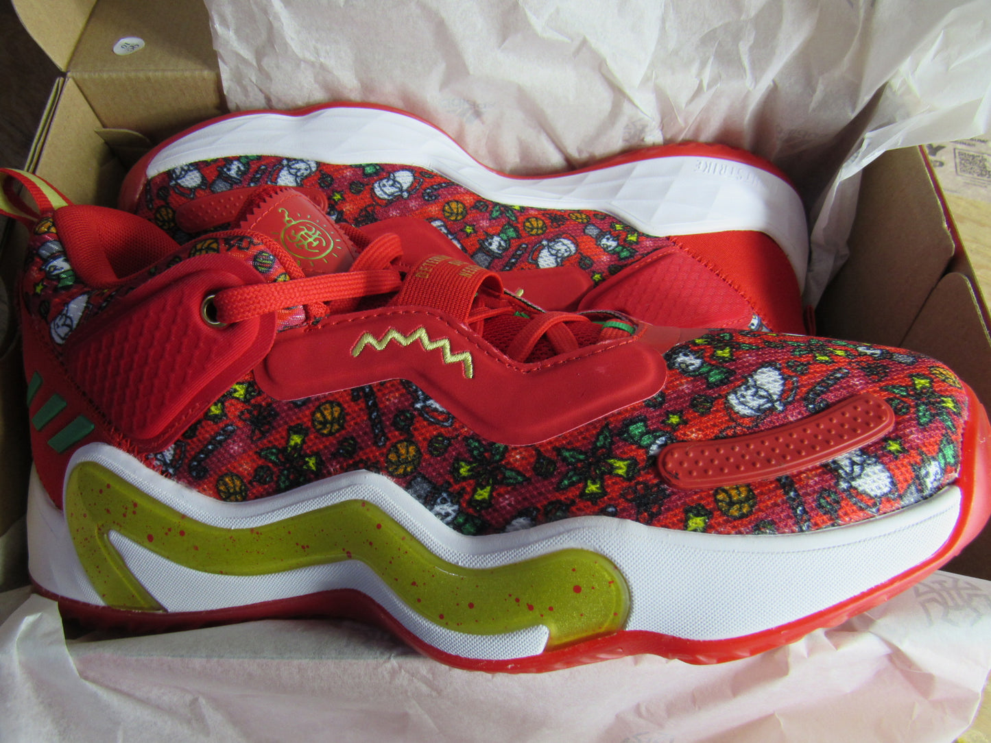 ADIDAS DONT ISSUE 3 "CHRISTMAST" EN CAJA