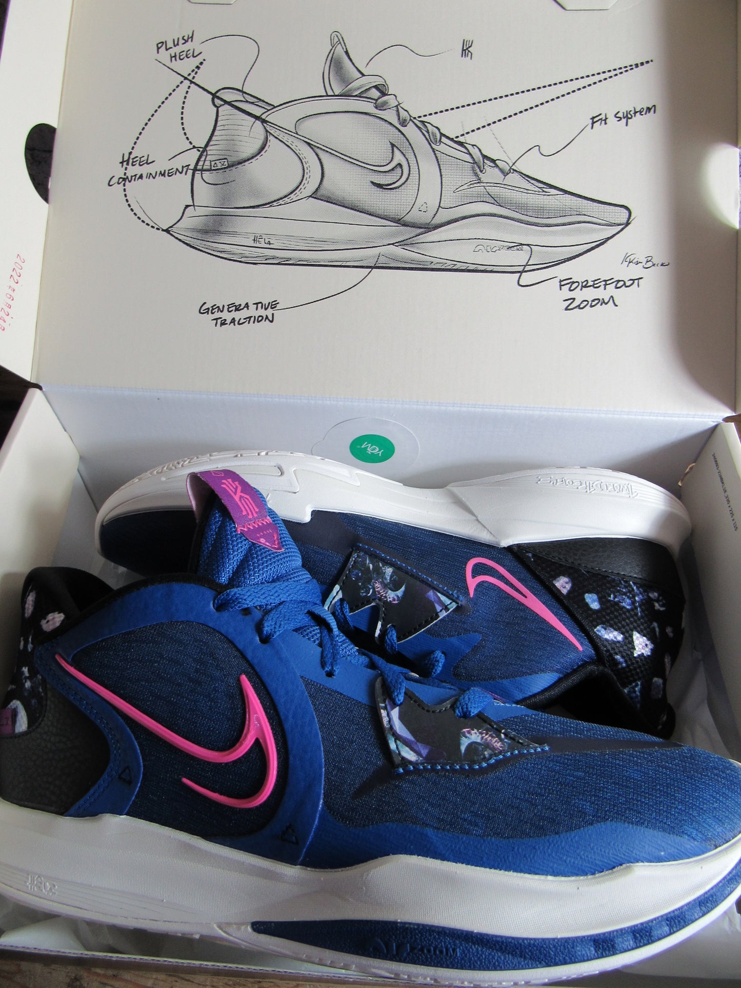 KYRIE IRVING 5 LOW MARINA BLUE EN CAJA