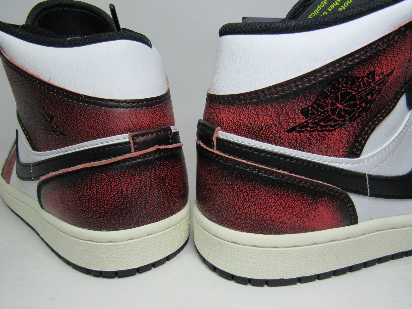 JORDAN 1 MID WEAR INFRA EN CAJA