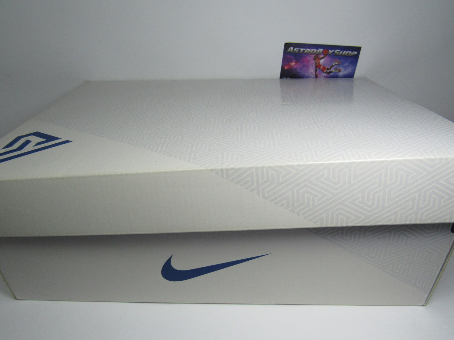 GIANNIS FREAK 3 SAN VALENTIN EN CAJA WHITE