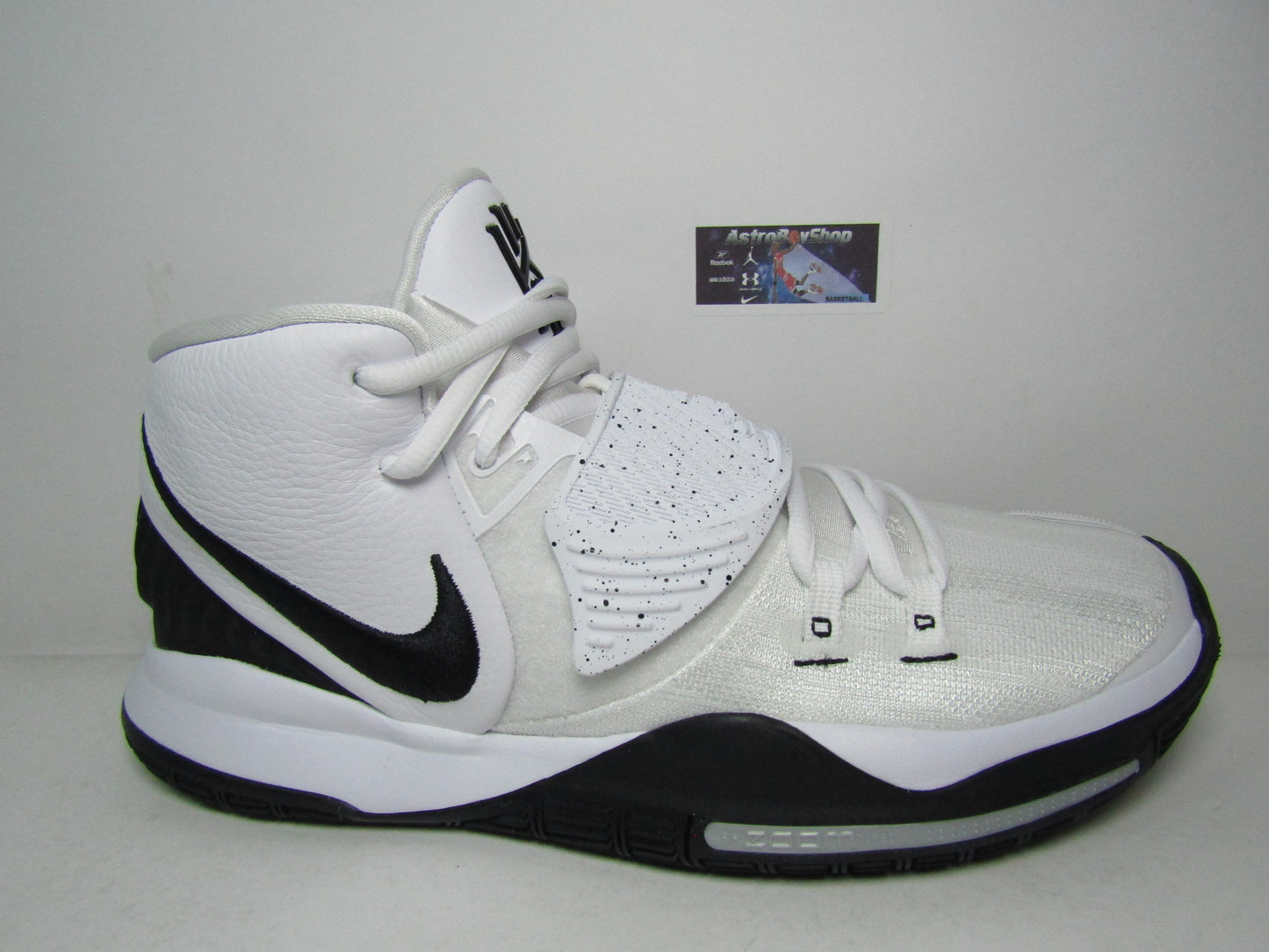 KYRIE IRVING 6 OREO EDITION