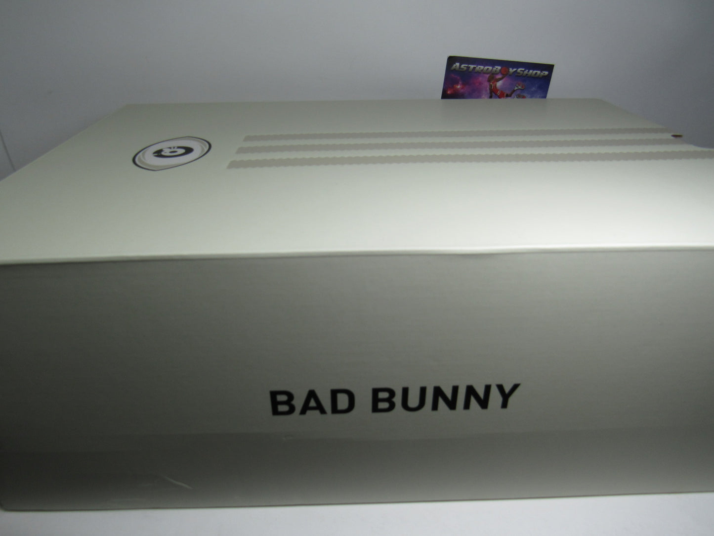 ADIDAS FORUM BUCKLE LOW BAD BUNNY WHITE EN CAJA