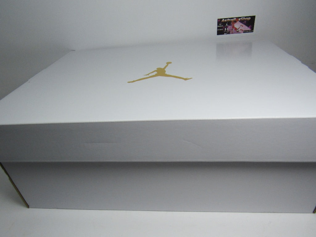 JORDAN 1 MID WOMENS TO MY FIRST COACH LIMITED EDITION