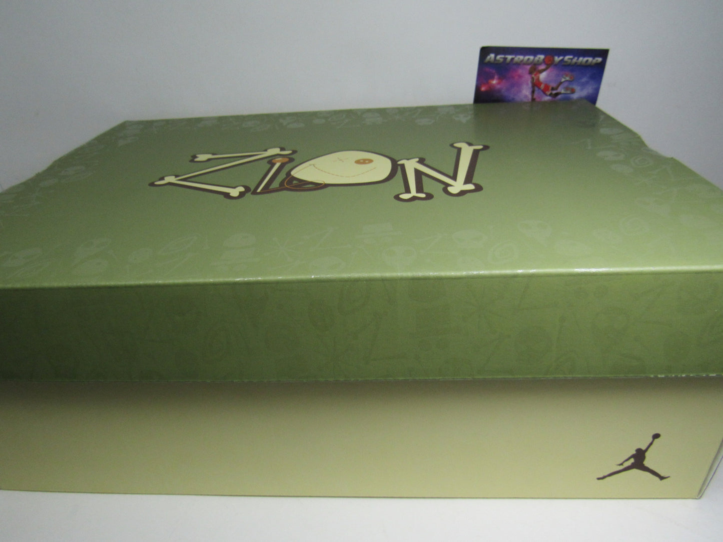 JORDAN ZION 2 "VODOO" EN CAJA CON EXTRA LACES