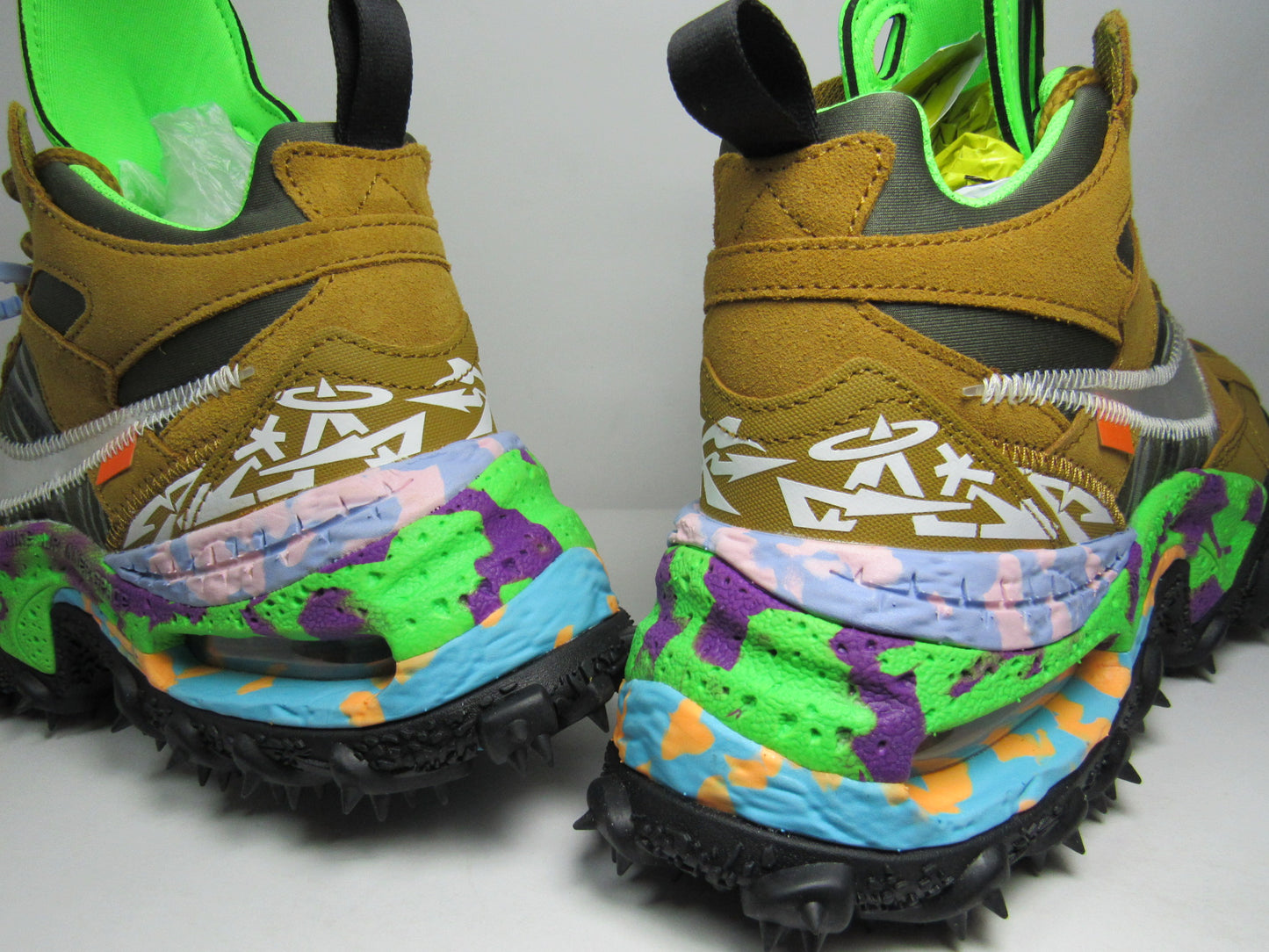 NIKE AIR TERRA FORMA X OFF WHITE WEATH EN CAJA