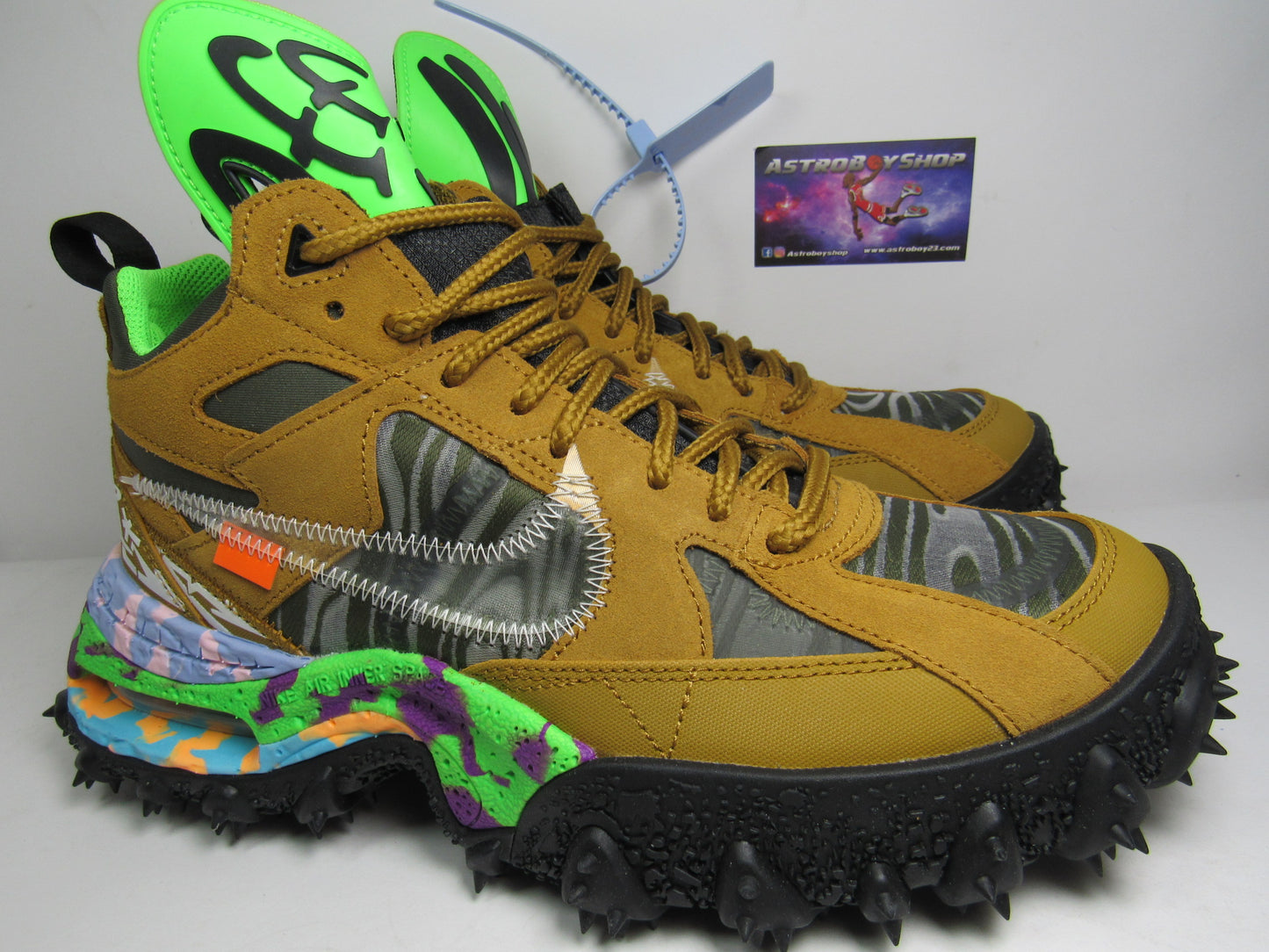 NIKE AIR TERRA FORMA X OFF WHITE WEATH EN CAJA