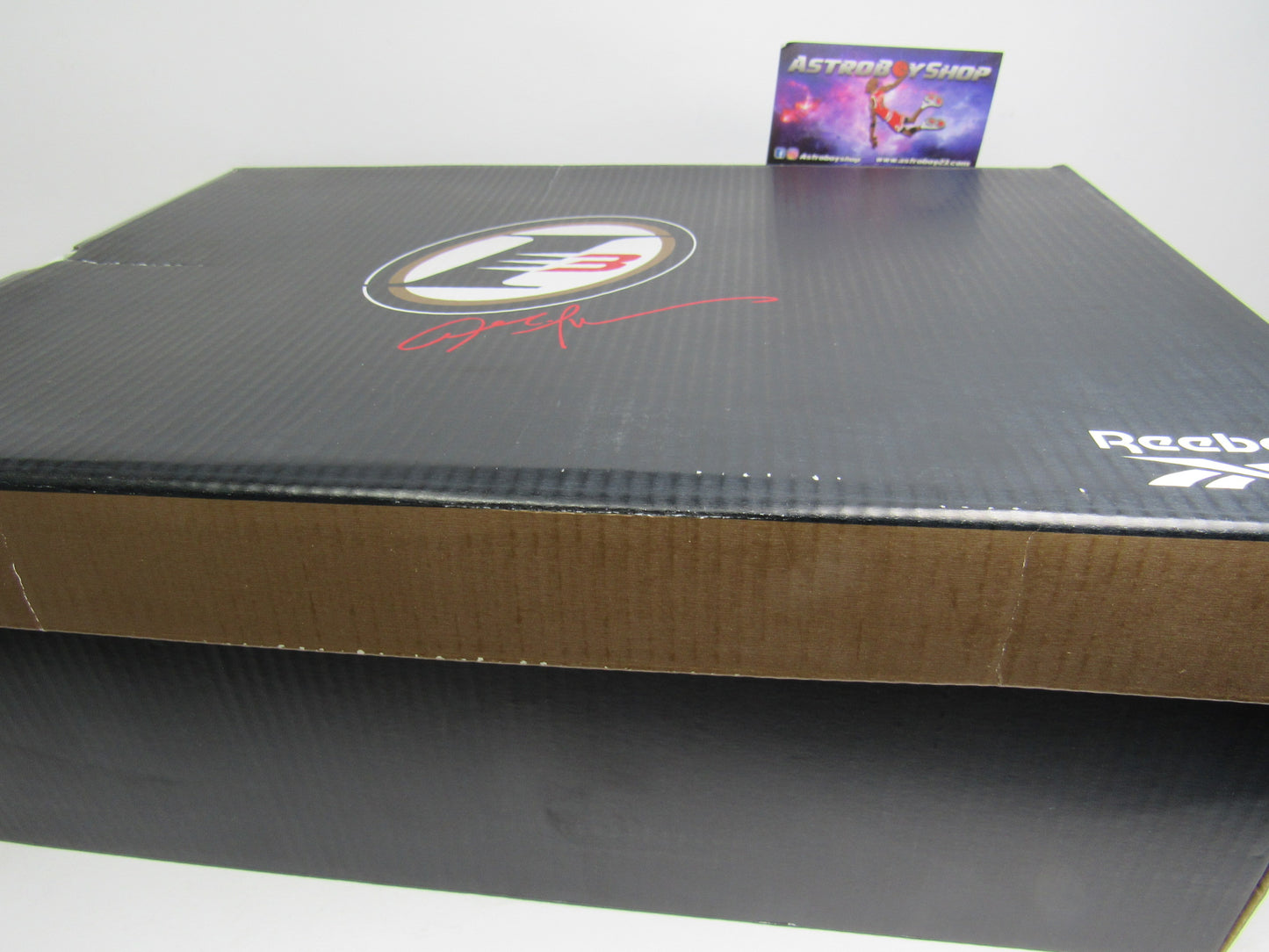RBK ALLEN IVERSON QUESTION BLACK GOLD EN CAJA