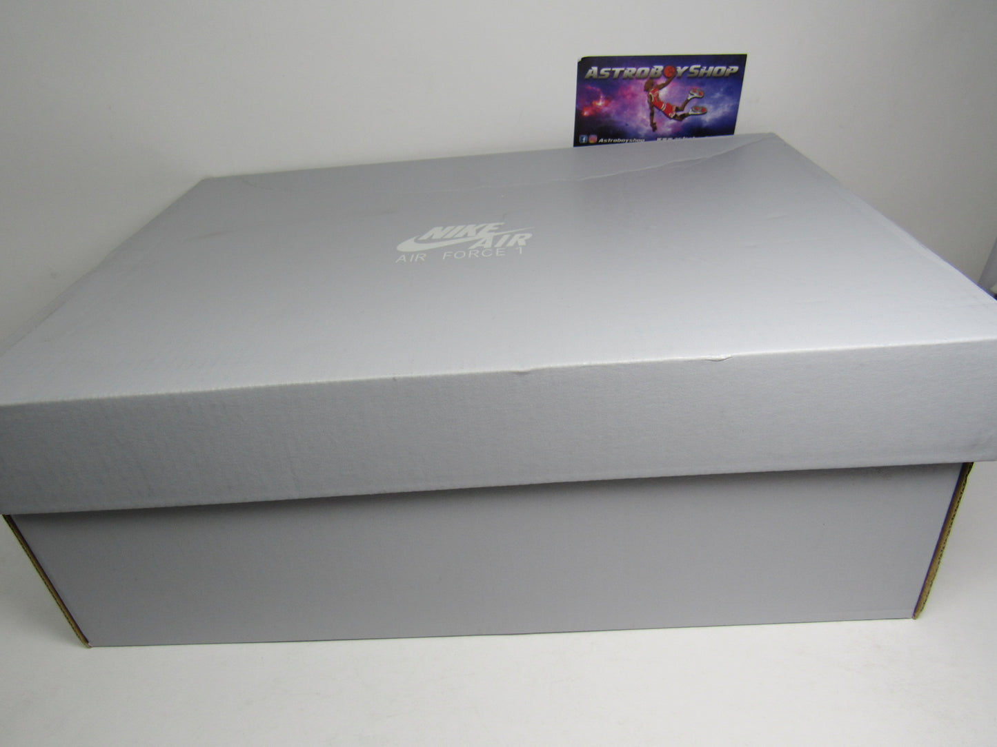 NIKE AIR FORCE 1 LE "FUCHSIA" KIDS EN CAJA