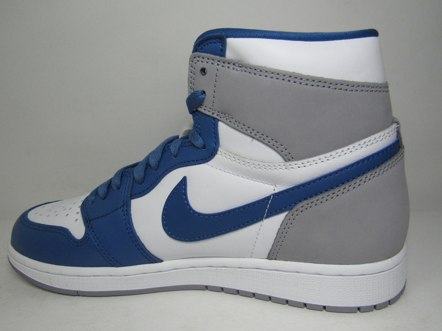 JORDAN 1 HIGH "TRUE BLUE" EN CAJA