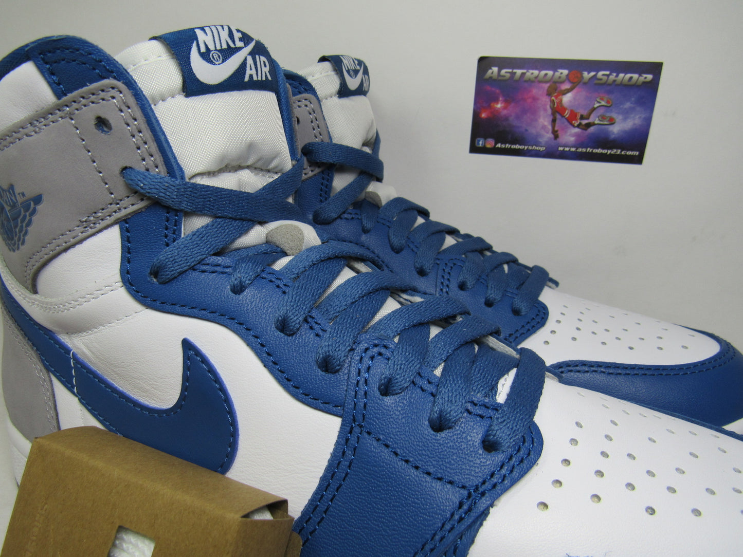 JORDAN 1 HIGH "TRUE BLUE" EN CAJA