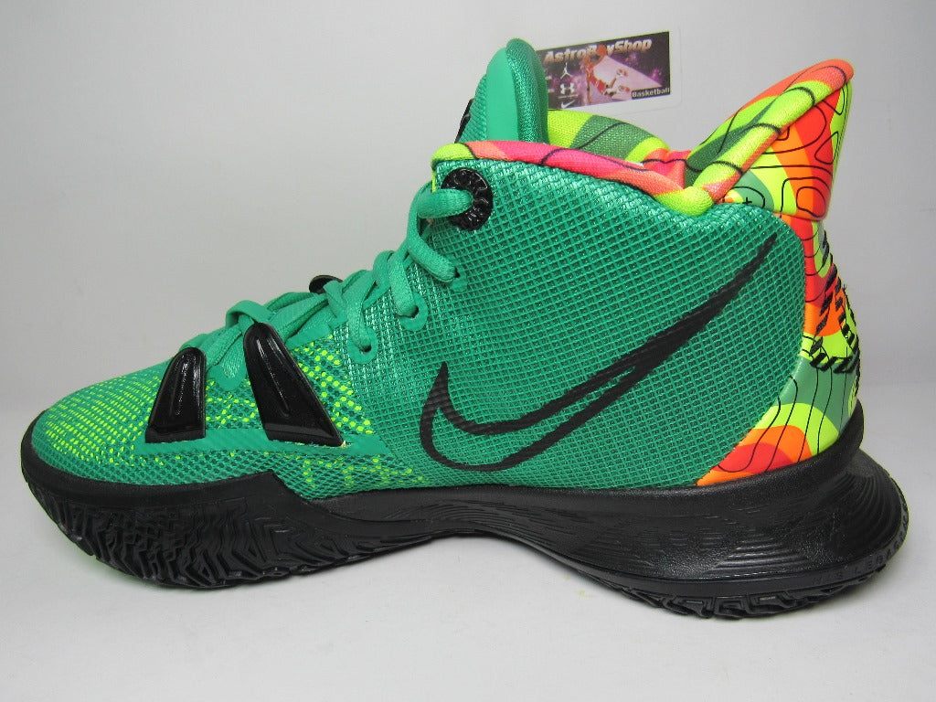 KYRIE IRVING 7 WEATHERMAN EN CAJA