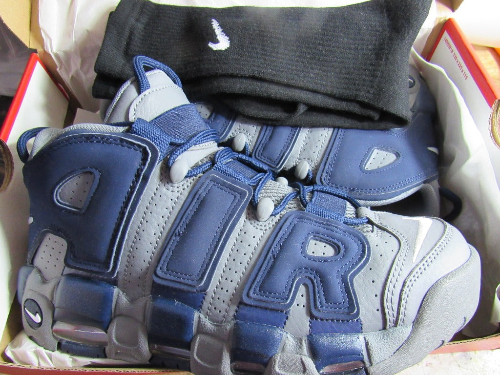 PIPPEN AIR MORE UPTEMPO GEORGETOWN EN CAJA
