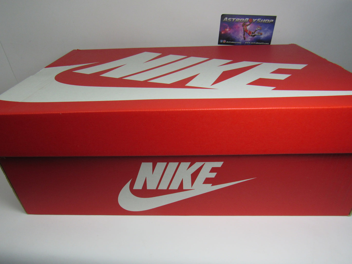 PIPPEN AIR MORE UPTEMPO "COURT PURPLE" EN CAJA