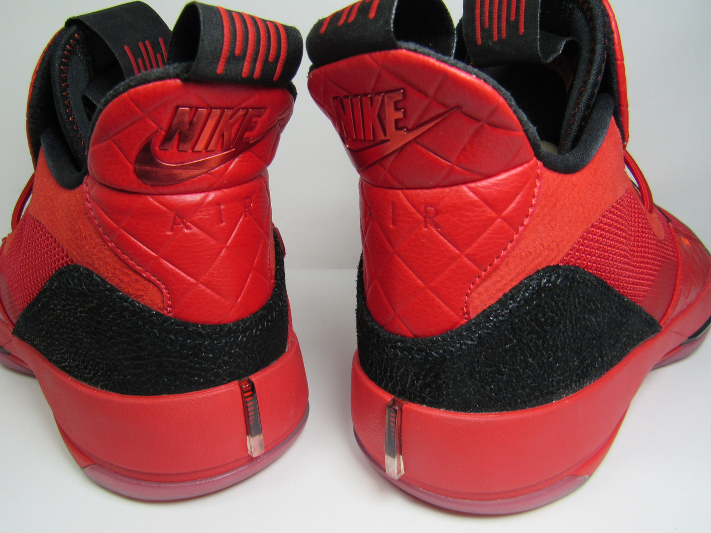 JORDAN 33 RED EN CAJA