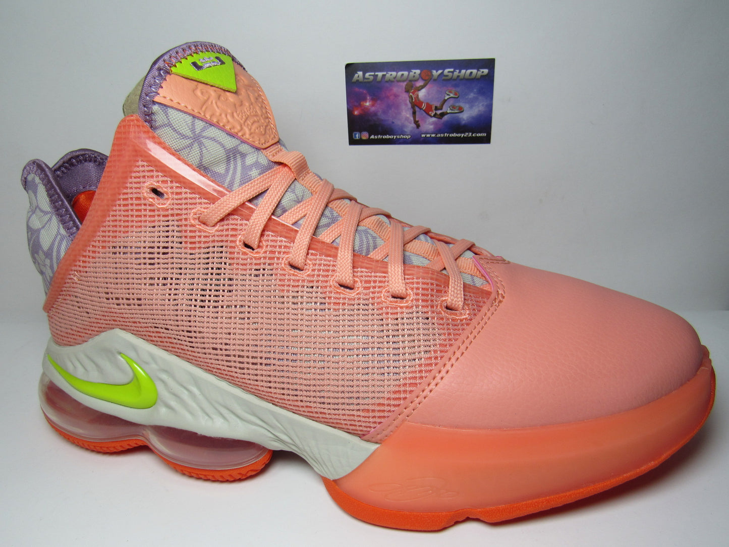 LEBRON 19 LOW "HAWAII" EN CAJA