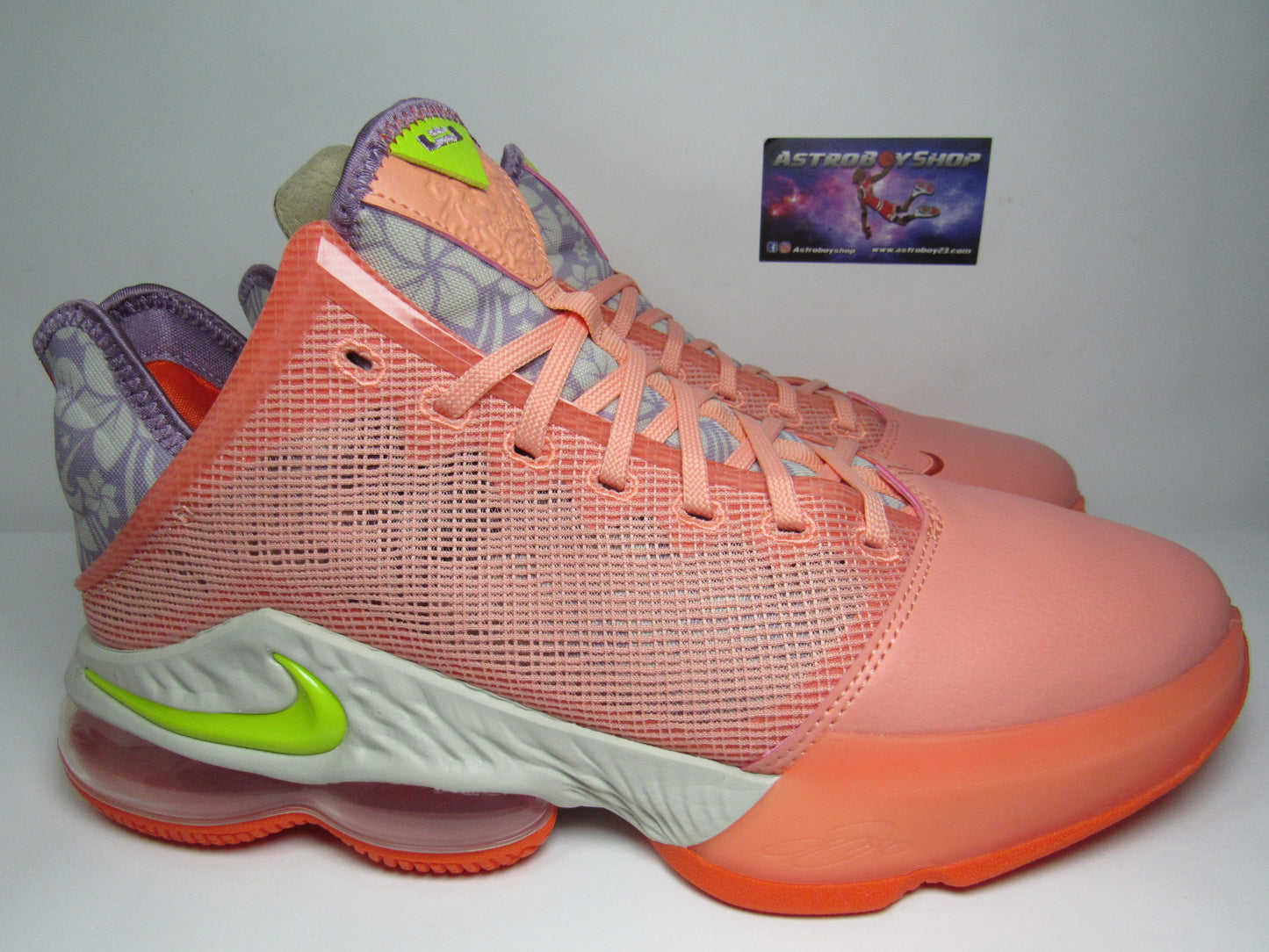 LEBRON 19 LOW "HAWAII" EN CAJA