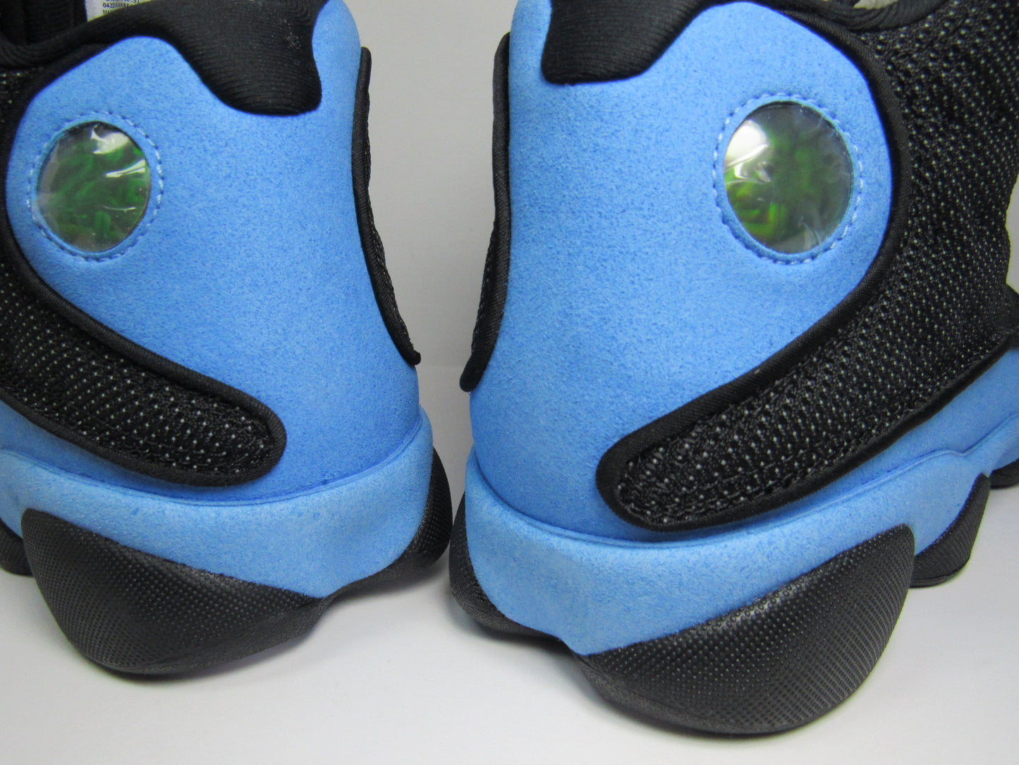 JORDAN 13 "BLACK UNIVERSITY BLUE" EN CAJA