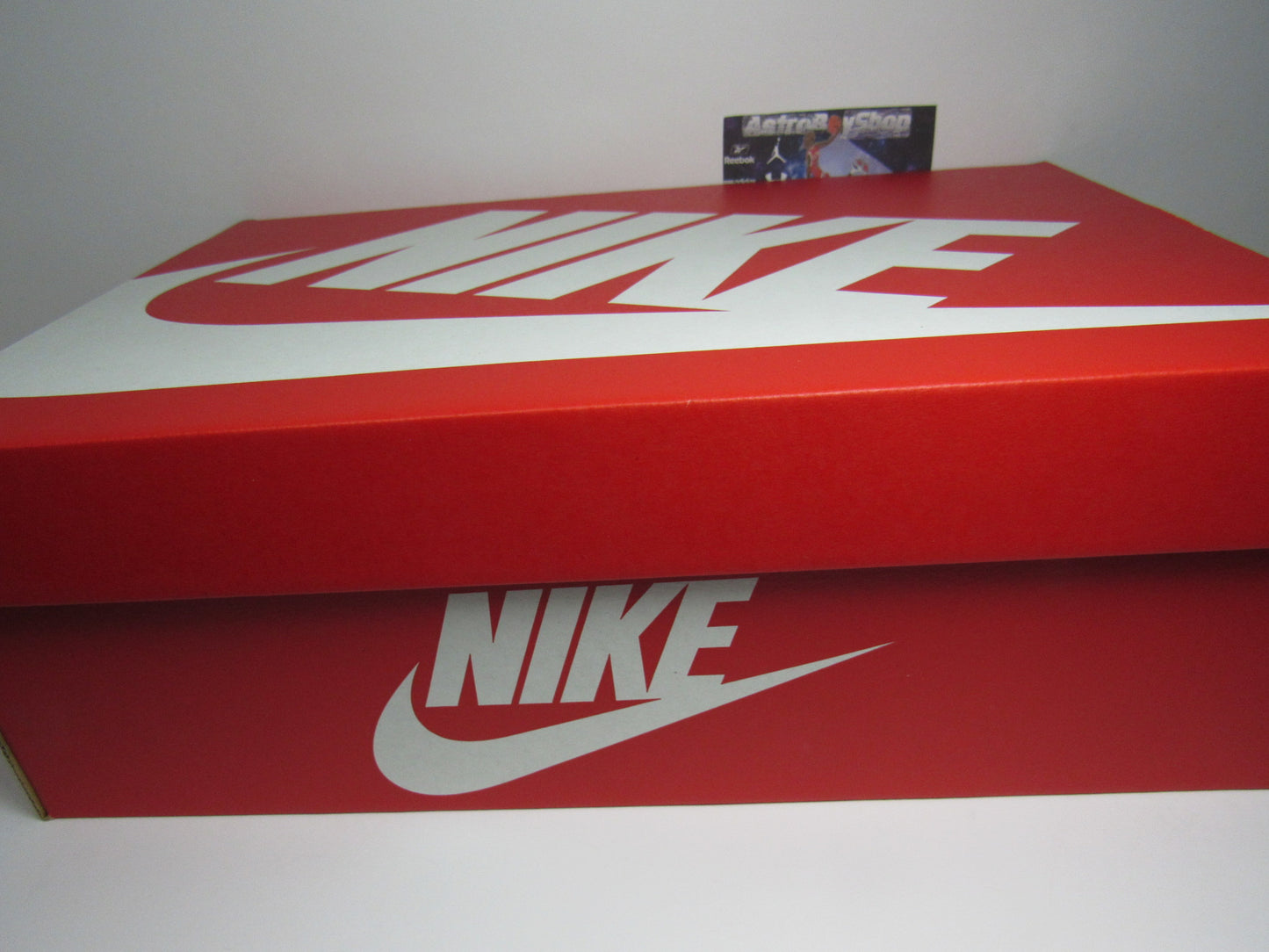 NIKE DUNK HIGH "ESPECIALTIES" EDITION EN CAJA